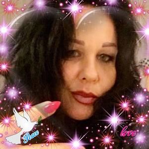 Meet your Posher, Deborah